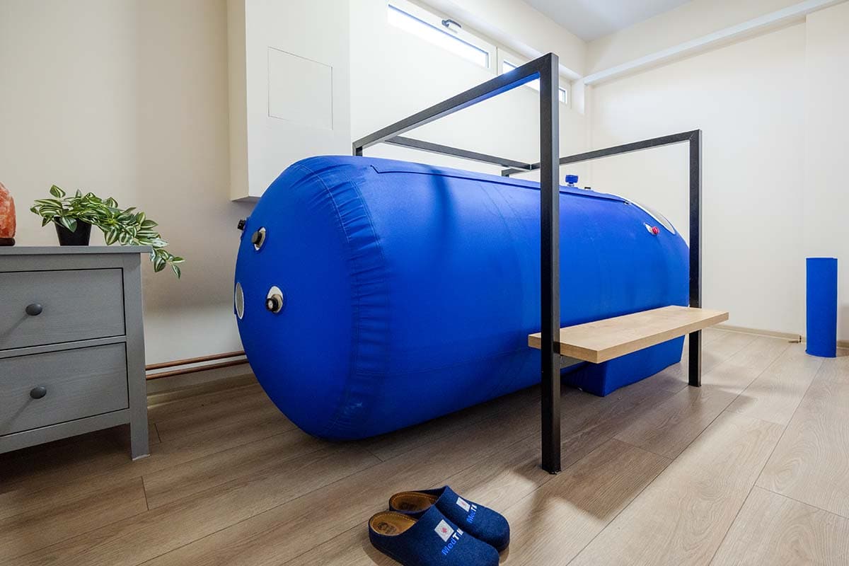 Oprema za hiperbaričnu oksigenoterapiju u Specijalnoj psihijatrijskoj bolnici MedTiM kao podrška regeneraciji i oporavku organizma