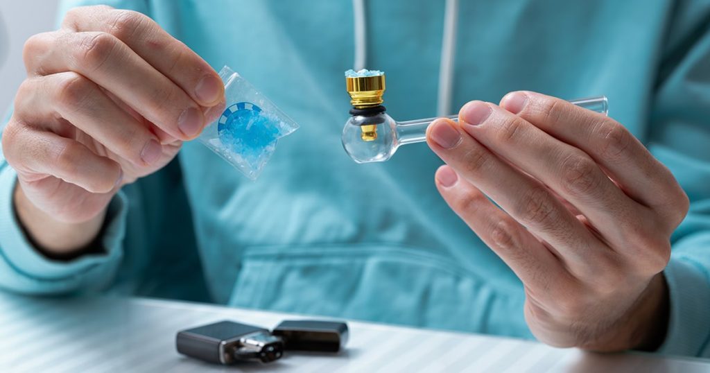 Lečenje zavisnosti od kristal meta (metamfetamina) u Specijalnoj psihijatrijskoj bolnici MedTiM uz stručnu medicinsku i psihološku podršku